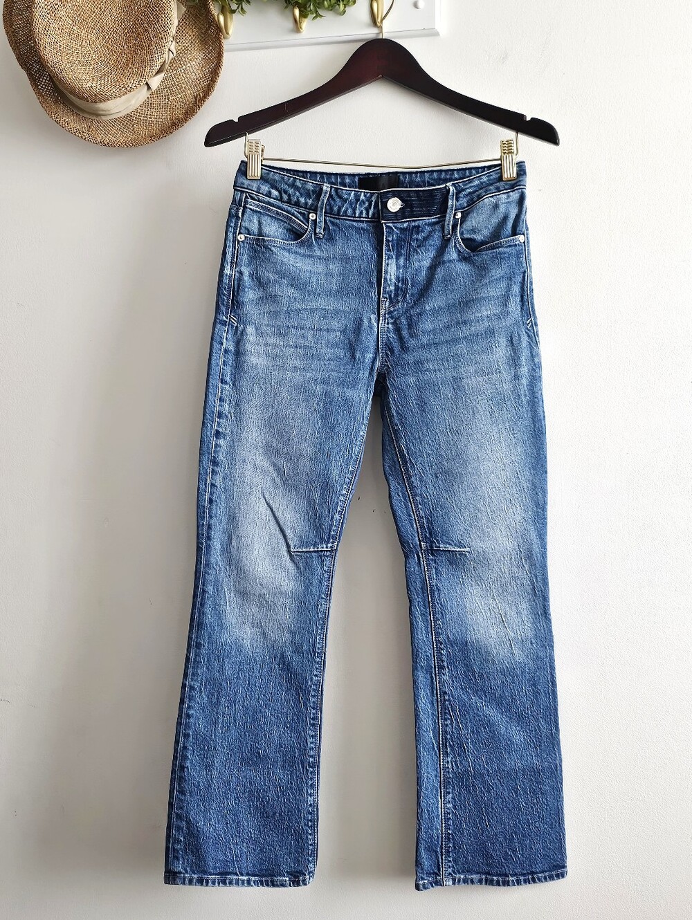 RTA Straight Leg Jeans Women's Size 27 Medium Wash Stretch Premium Made in USA